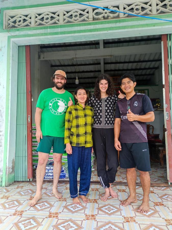 Ba Ngoai Homestay Cà Mau Exterior foto